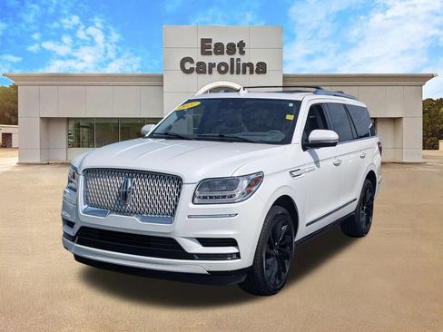 Used 2021 Lincoln Navigator Reserve AWD/4WD image 7