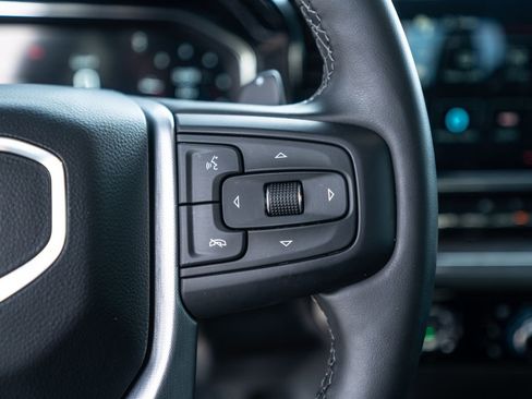 Used 2024 GMC Sierra 1500 SLT image 26