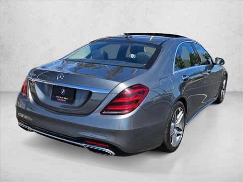 Used 2018 Mercedes-Benz S 560 Sedan image 5