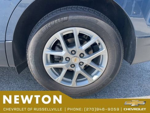 Used 2024 Chevrolet Equinox LT FWD image 45