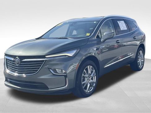 Used 2023 Buick Enclave Essence w/ Experience Buick Package FWD image 8