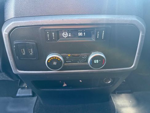 Used 2020 Ford Expedition XLT w/ FX4 Off-Road Package AWD/4WD image 28
