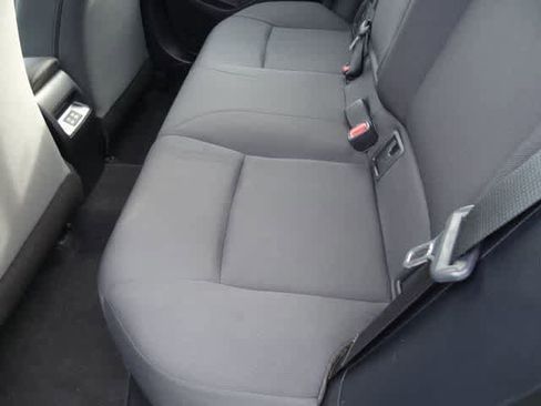 Used 2025 Toyota Corolla LE image 18