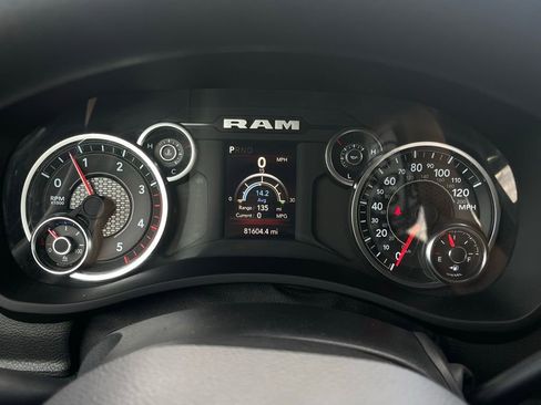 Used 2024 RAM 2500 Tradesman w/ Chrome Appearance Group AWD/4WD image 62