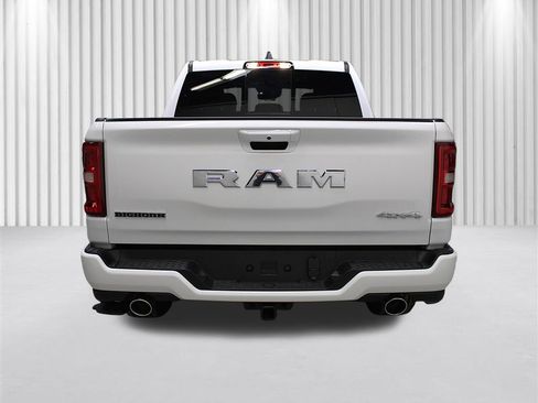 New 2026 RAM 1500 4x4 Crew Cab image 4