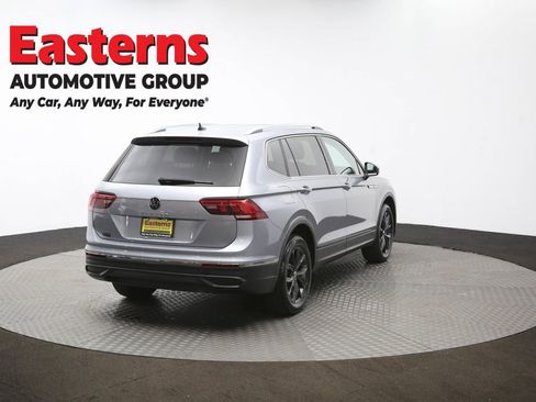 Used 2024 Volkswagen Tiguan Wolfsburg Edition image 38