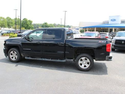 Used 2017 Chevrolet Silverado 1500 LT w/ All Star Edition AWD/4WD image 9