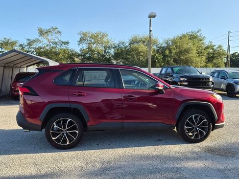 Used 2023 Toyota RAV4 XLE Premium FWD image 4