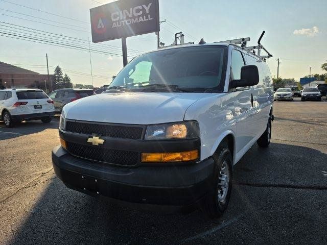 Used 2020 Chevrolet Express 2500 w/ Driver Convenience Package RWD image 4