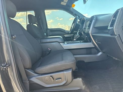 Used 2018 Ford F150 XLT w/ Equipment Group 302A Luxury AWD/4WD image 10