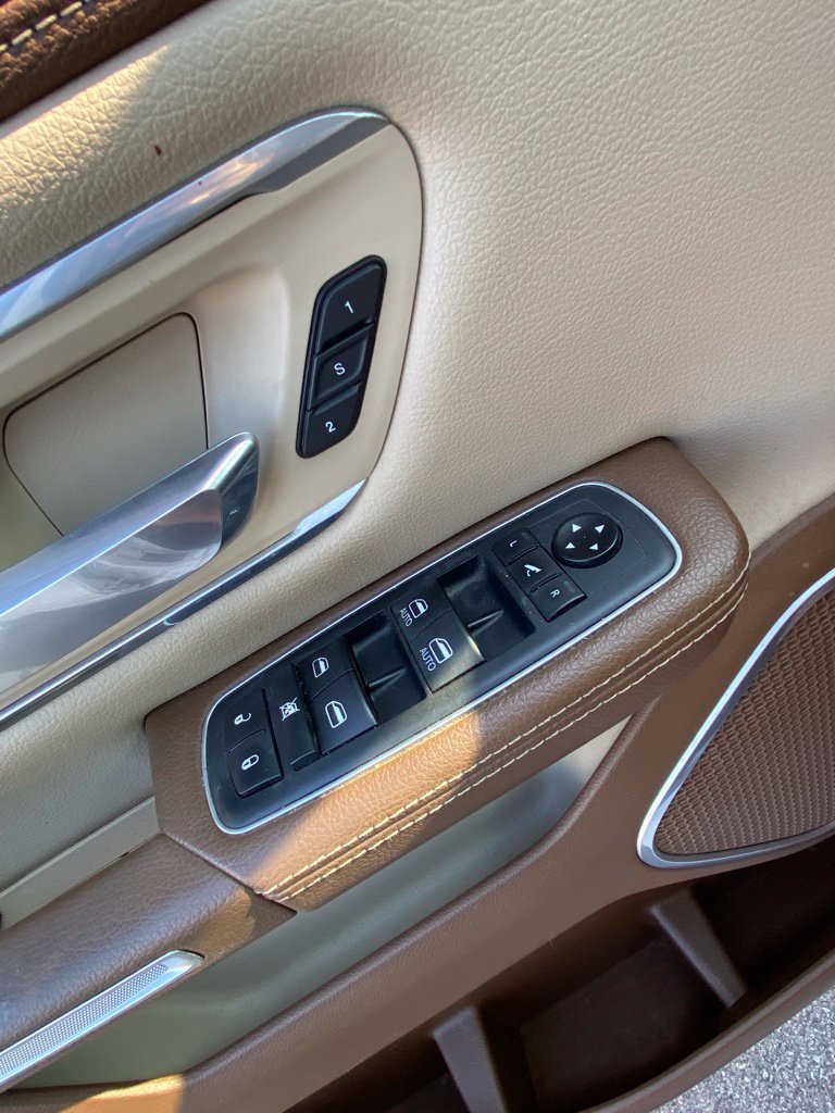 Used 2020 RAM 1500 Laramie RWD image 22