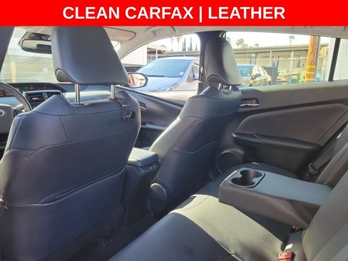 Used 2021 Toyota Prius XLE FWD image 16
