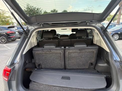 Used 2019 Volkswagen Tiguan SE w/ Panoramic Sunroof Package FWD image 21