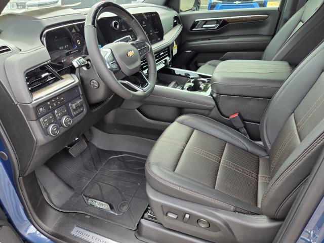 New 2026 Chevrolet Suburban High Country AWD/4WD image 6