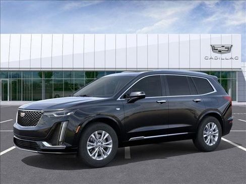 New 2025 Cadillac XT6 Luxury image 2