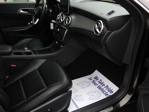 Used 2015 Mercedes-Benz CLA 250 4MATIC image 17