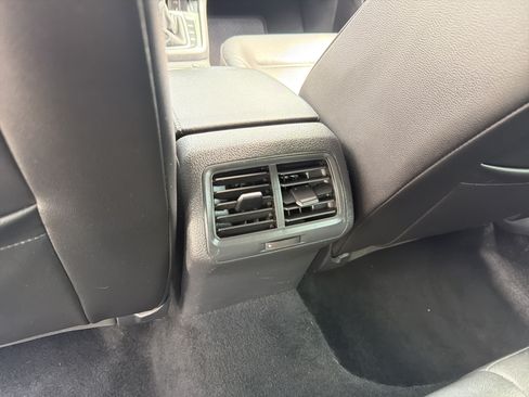 Used 2017 Volkswagen Golf Alltrack AWD/4WD image 11