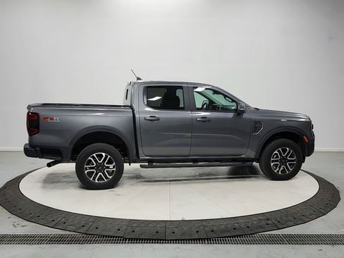 Used 2025 Ford Ranger Lariat w/ FX4 Off-Road Package AWD/4WD image 8