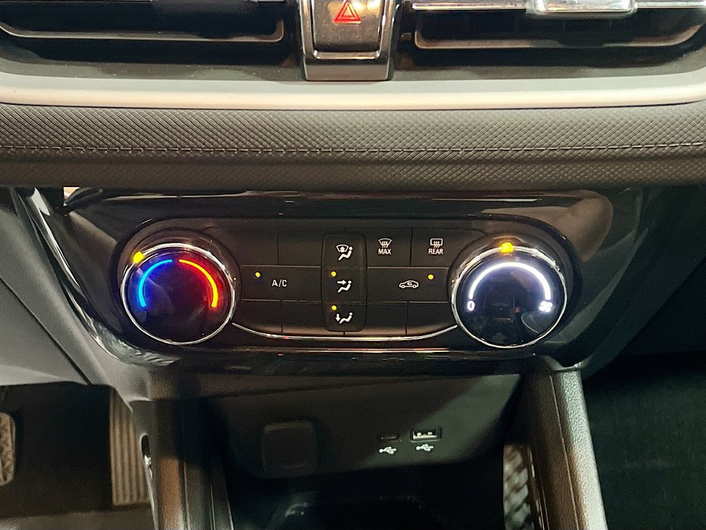 Used 2024 Chevrolet TrailBlazer LT w/ Driver Confidence Package AWD/4WD image 15