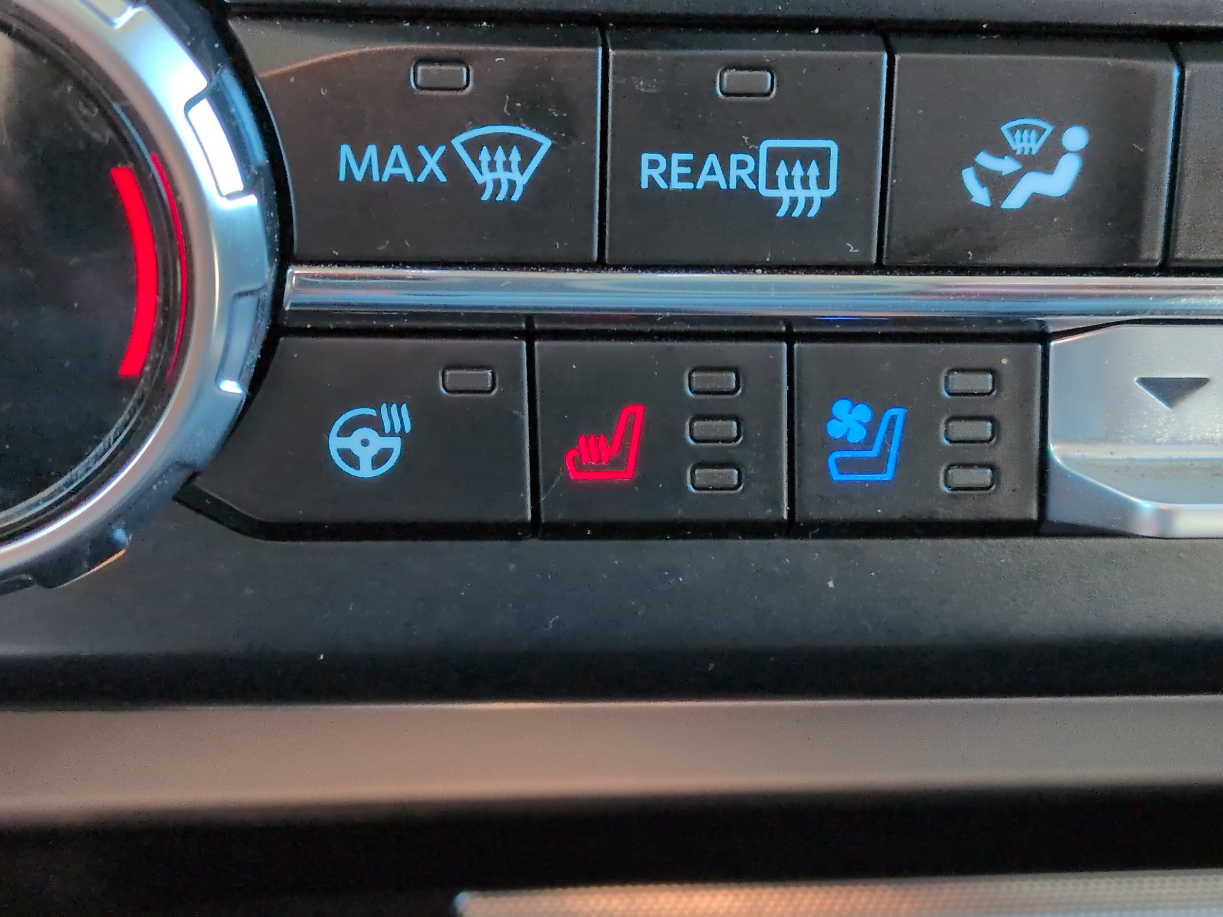 Used 2024 Ford F250 Lariat w/ Lariat Ultimate Package AWD/4WD image 21