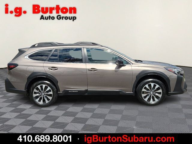 Used 2023 Subaru Outback Limited AWD/4WD image 7
