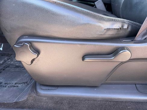 Used 2013 Chevrolet Silverado 1500 LT image 16