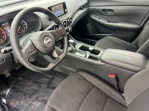 Used 2025 Nissan Sentra S image 12