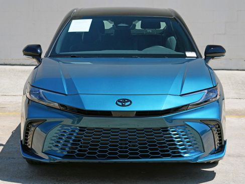 Used 2025 Toyota Camry XSE FWD image 45