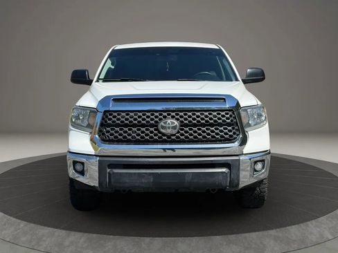 Used 2020 Toyota Tundra SR5 w/ SR5 Upgrade Package image 2