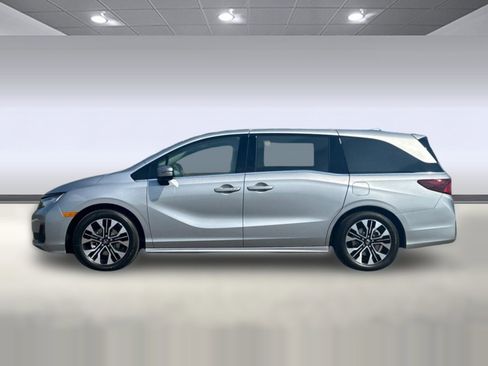 New 2026 Honda Odyssey Elite image 2