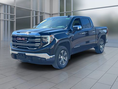 Used 2025 GMC Sierra 1500 SLT AWD/4WD image 1
