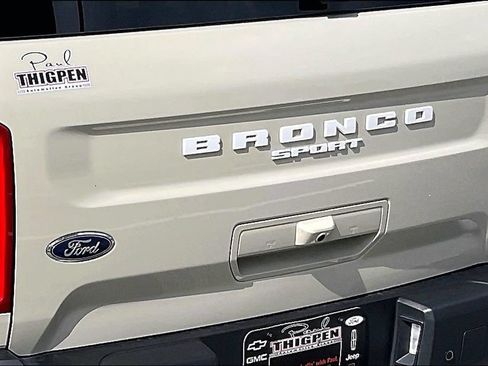 Certified 2025 Ford Bronco Sport Outer Banks w/ Outer Banks Tech Package+ AWD/4WD image 30