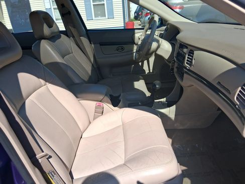 Used 2005 Chevrolet Impala LS w/ LS Sport Appearance Package FWD image 19