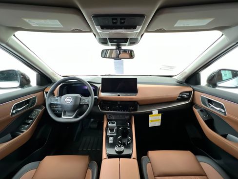 New 2026 Nissan Rogue Platinum w/ Platinum Premium Package image 9