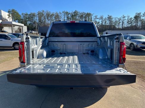 Used 2025 Ford F150 XLT w/ Equipment Group 301A Standard AWD/4WD image 19