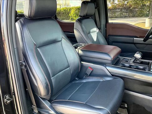 Certified 2022 Ford F150 Lariat w/ Equipment Group 502A High image 9