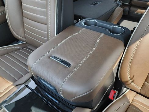 New 2026 GMC Yukon XL Denali Ultimate AWD/4WD image 39