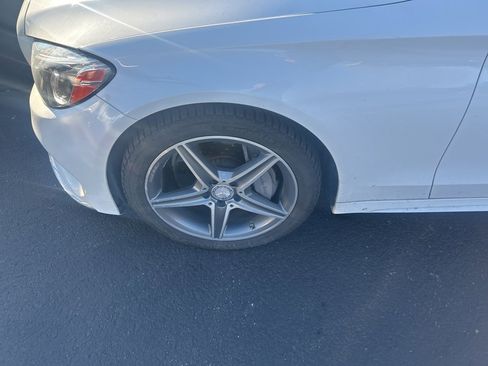 Used 2016 Mercedes-Benz C 300 C 300 image 17