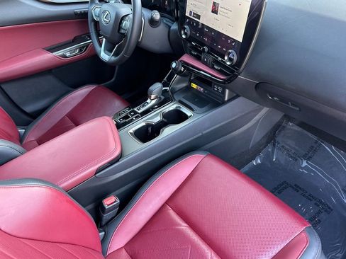 Used 2023 Lexus NX 350h AWD image 18