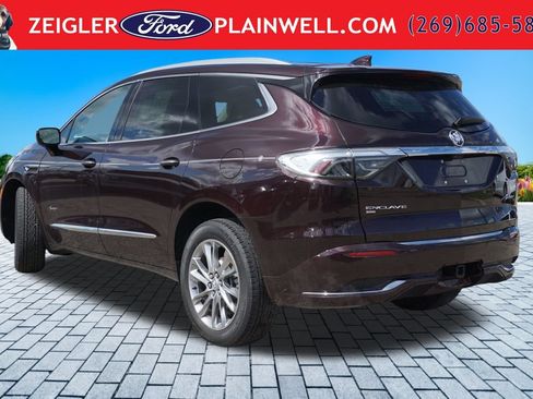 Used 2023 Buick Enclave Avenir w/ Avenir Technology Package AWD/4WD image 3