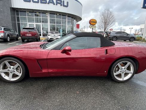 Used 2006 Chevrolet Corvette Base w/ Preferred Equipment Group image 7