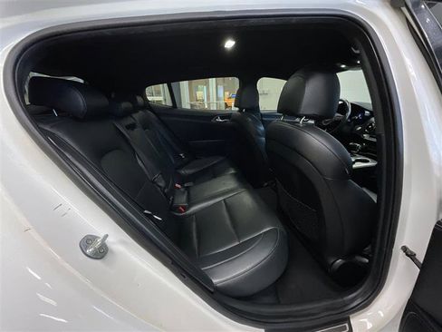 Used 2020 Kia Stinger GT image 22