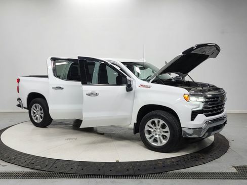 Used 2025 Chevrolet Silverado 1500 LTZ AWD/4WD image 9
