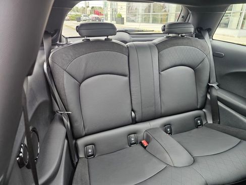 Used 2023 MINI Cooper SE FWD image 16