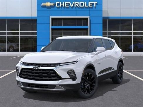 New 2026 Chevrolet Blazer LT w/ LPO, Black Sport Package image 32