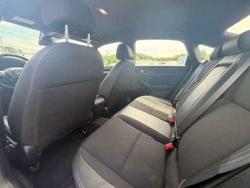 Used 2025 Honda Civic Sport image 16