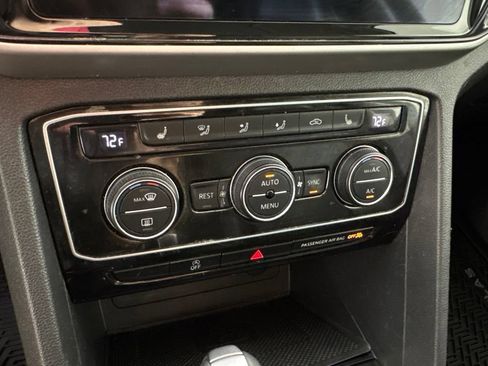 Used 2023 Volkswagen Atlas SE w/ Panoramic Sunroof Package FWD image 39