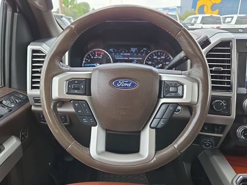 Used 2020 Ford F250 King Ranch w/ King Ranch Ultimate Package AWD/4WD image 14
