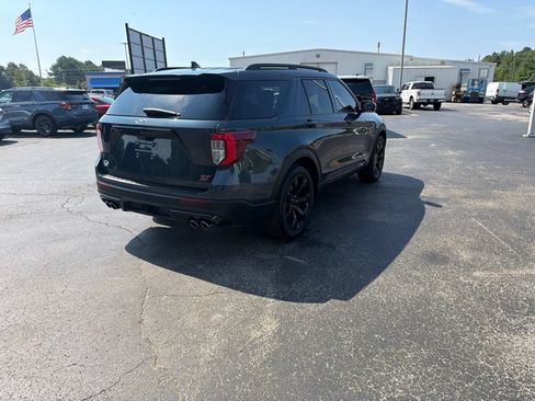 Used 2022 Ford Explorer ST w/ Equipment Group 401A RWD image 6