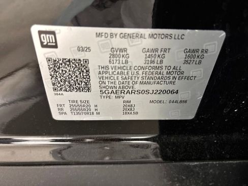 Certified 2025 Buick Enclave Preferred image 40